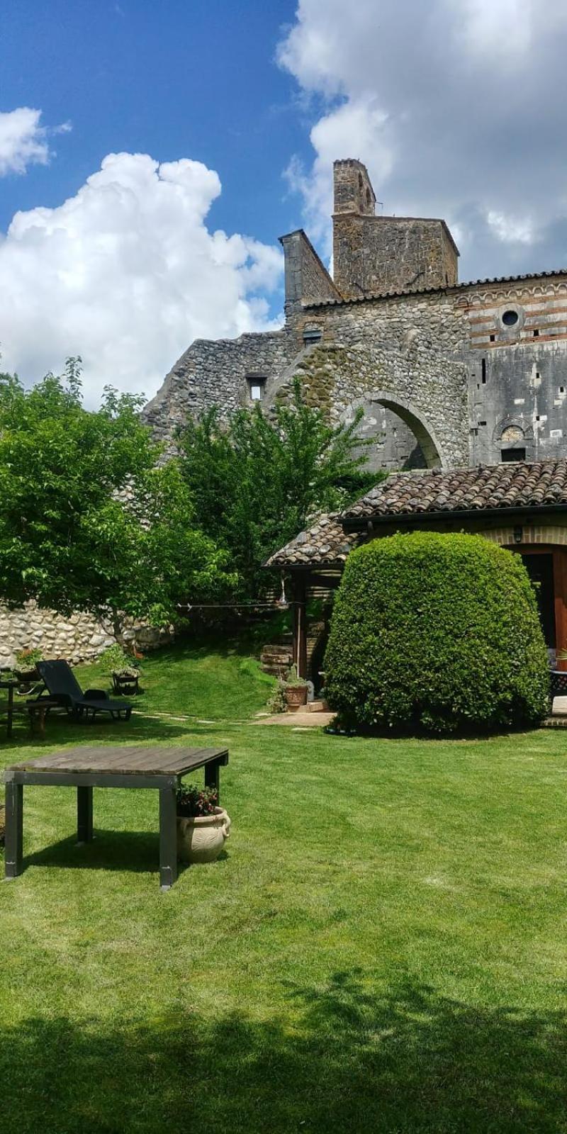 Agriturismo San Giovanni Ad Insulam Isola del Gran Sasso d'Italia Exterior photo